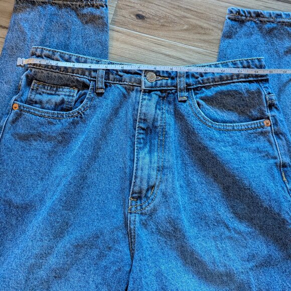 PrettyLittleThing Denim Mom Jeans, 6 - Picture 4 of 6